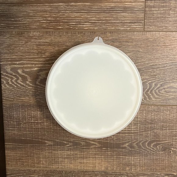 Tupperware Jel-N-Serve Bowl - Picture 2 of 9